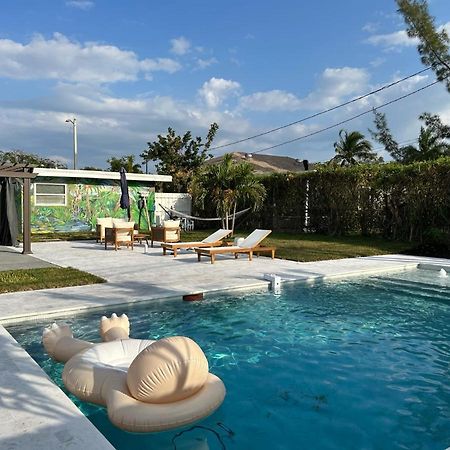 Jungle Cottage With Luxury Pool, Hot Tub And More! Лейк Уърт Екстериор снимка